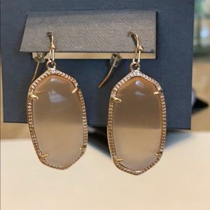 Kendra Scott Elle Earrings- Rose Gold Rose Quartz